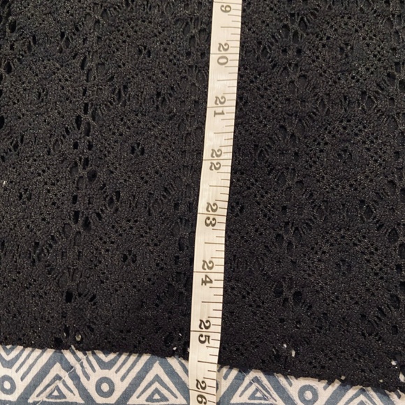 Charter Club Black Floral Crochet Lace Blouse – Size Large - Picture 6 of 6